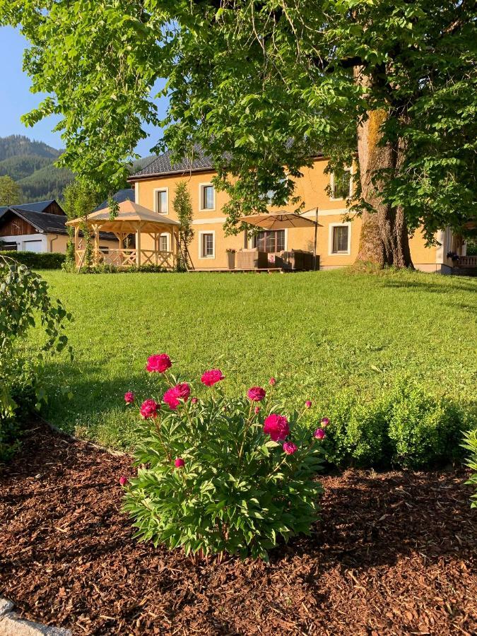 Aparthotel Der Ulmenhof Gosau Exterior foto